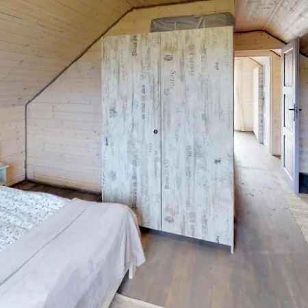 Feriehus In With Heated Swimming Pool Karwia