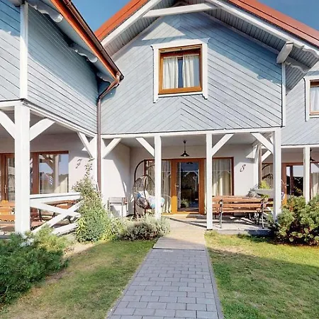 Feriehus In With Heated Swimming Pool *