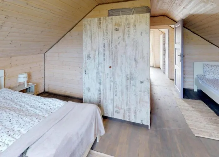 Semesterbostad Amazing In Karwia