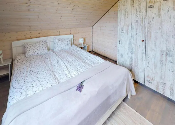 Semesterbostad Amazing In *